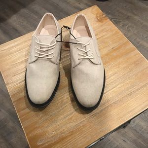 Express Plain-Toe Oxfords Tan Canvas-Style Fabric